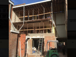 Renovatie winkelruimte en appartement