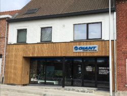 Renovatie woning tot fietswinkel