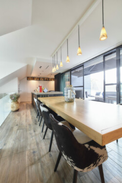 Renovatie handelszaak en triplex appartement