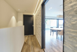 Renovatie handelszaak en triplex appartement