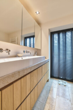 Renovatie handelszaak en triplex appartement